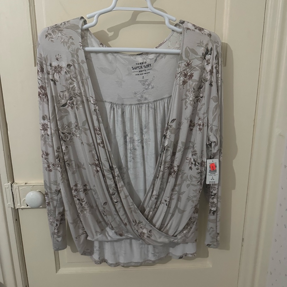 Torrid new with tags cross over top in floral print size 2